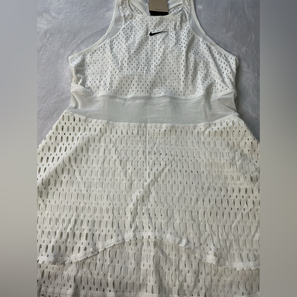 Nike Women's Mesh White Coverup LARGE NWT - Picture 10 of 16